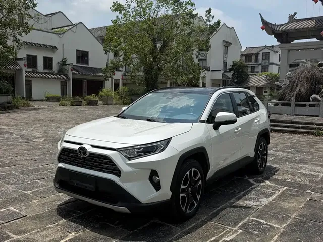 Toyota RAV4 Rongfang 2021 2.0L CVT 2WD Premium