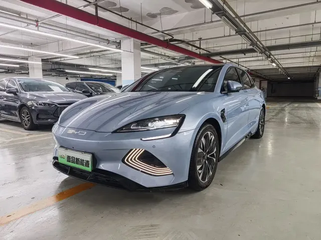 BYD Seal 2022 550km Standard Range RWD Premium