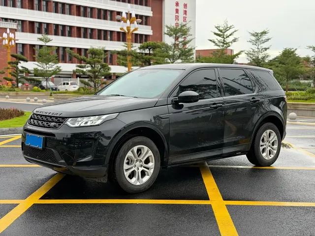 Land Rover Discovery Sport 2020 200PS Family Edition