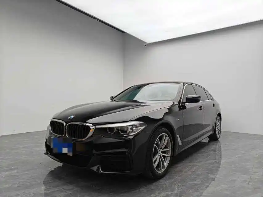 BMW 5 Series 2020 525Li M Sport Package