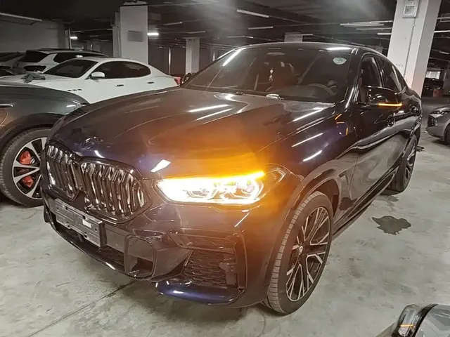 BMW X6 2022 xDrive40i Premium M Sport Package