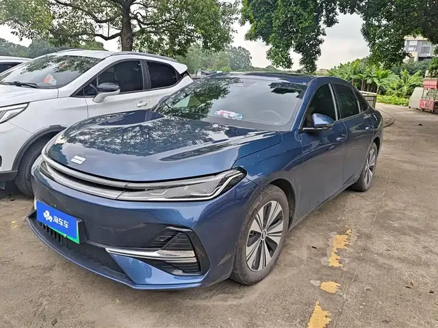 Geely Galaxy A7 2025 EM-i 150km Premium Edition