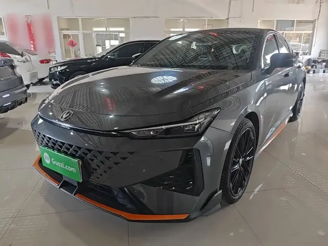 Changan UNI-V 2024 1.5T Deluxe Sport