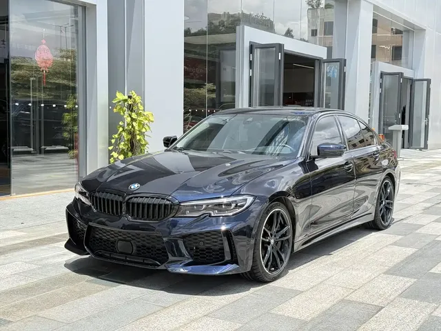 BMW 3 Series 2020 330i M Sport Blackout Package