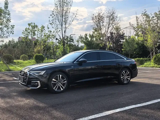 Audi A6L 2022 40 TFSI Luxury Dynamic