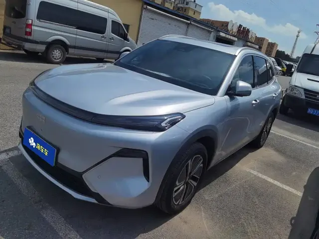 Geely Galaxy Starship 7 EM-i 2025 Model 120km Explorer+ Edition