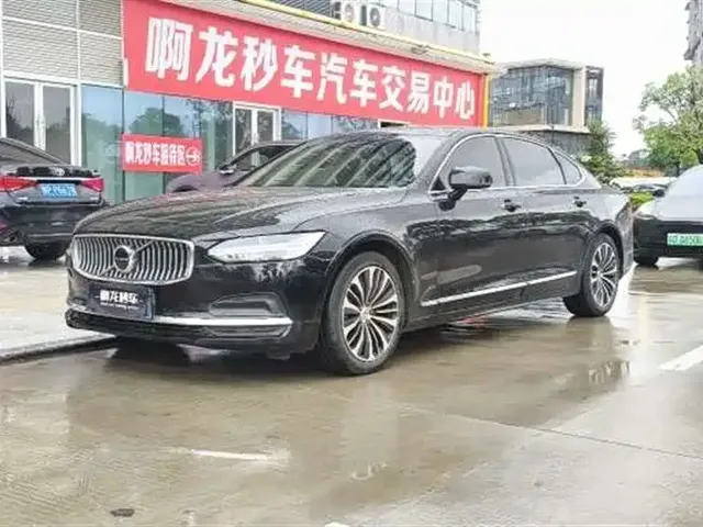 Volvo S90 2023 B5 Intelligent Comfort Luxury Edition