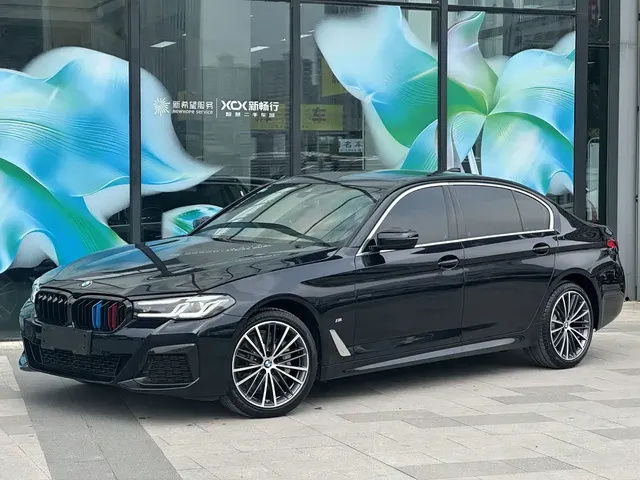 BMW 5 Series 2023 Facelift 530Li Leading M Sport Package
