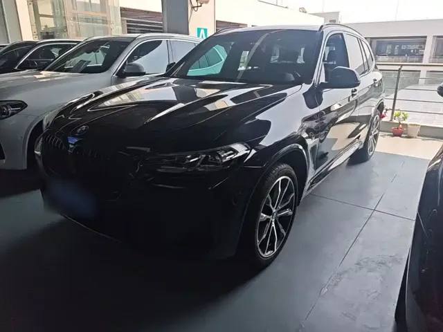 BMW X3 2022 xDrive30i Leading M Night Package