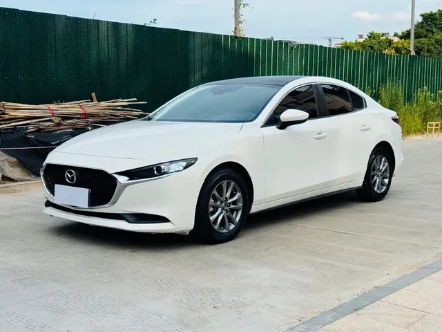 Mazda 3 Axela 2023 2.0L Auto Zhiqing