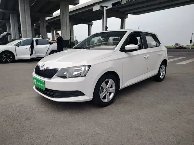 Škoda Fabia 2017 1.4L Auto Car Enjoy Edition
