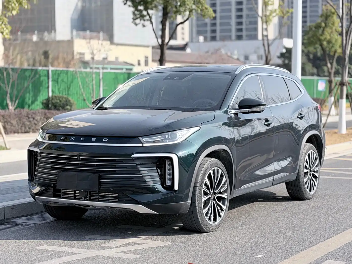 Exeed Lingyun 2023 400T 2WD Starwise Pro Edition
