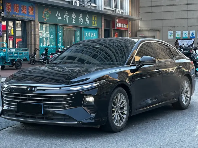Besturn B70 2024 4th Generation 2.0T Leadership Edition