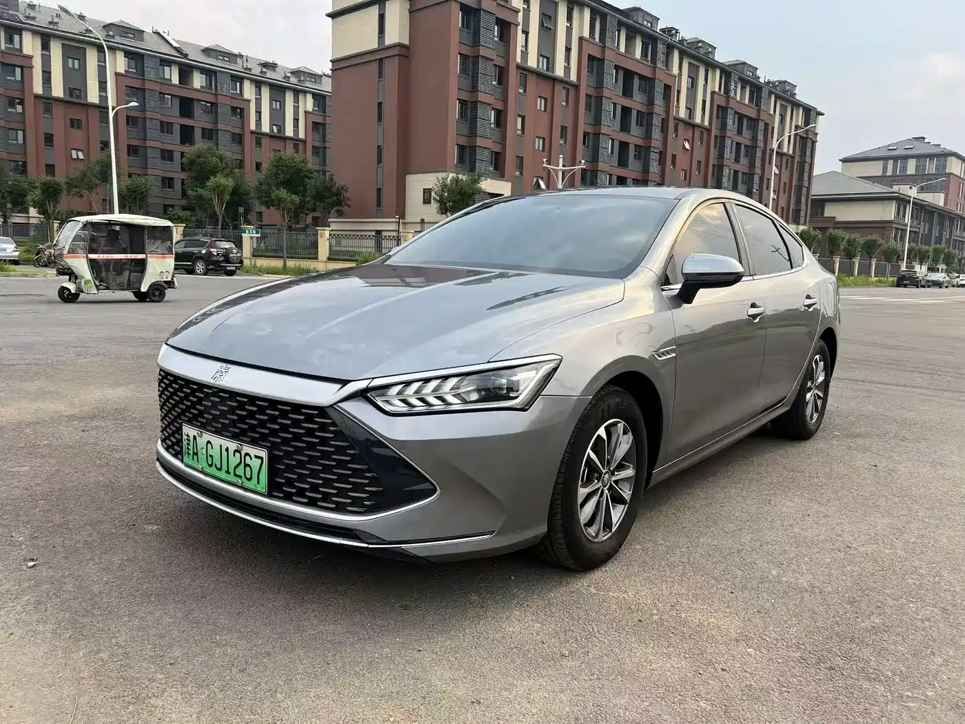 BYD Qin PLUS 2024 Glory Edition DM-i 55KM Leading