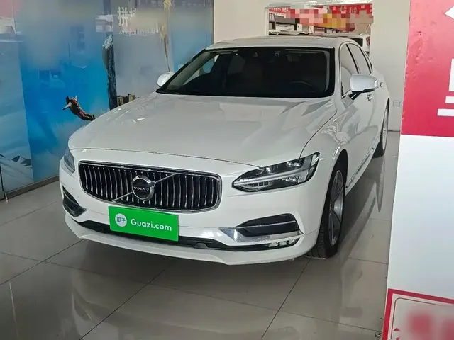 Volvo S90 2019 T5 Momentum