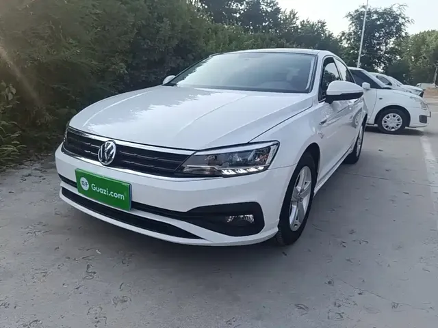 Volkswagen Lamando 2021 230TSI DSG Fashion Edition