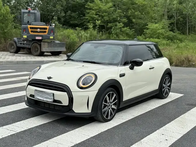 MINI MINI 2022 Facelift 1.5T COOPER Artist