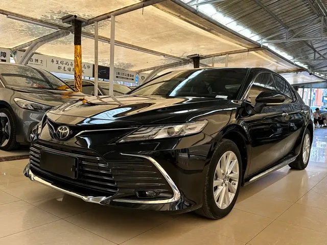 Toyota Camry 2023 2.0G Luxury Edition