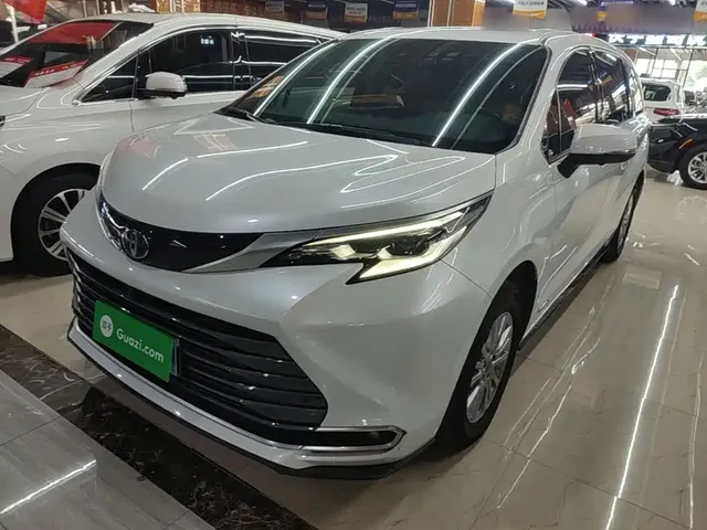 Toyota Sienna 2021 2.5L Hybrid Luxury Welfare Edition