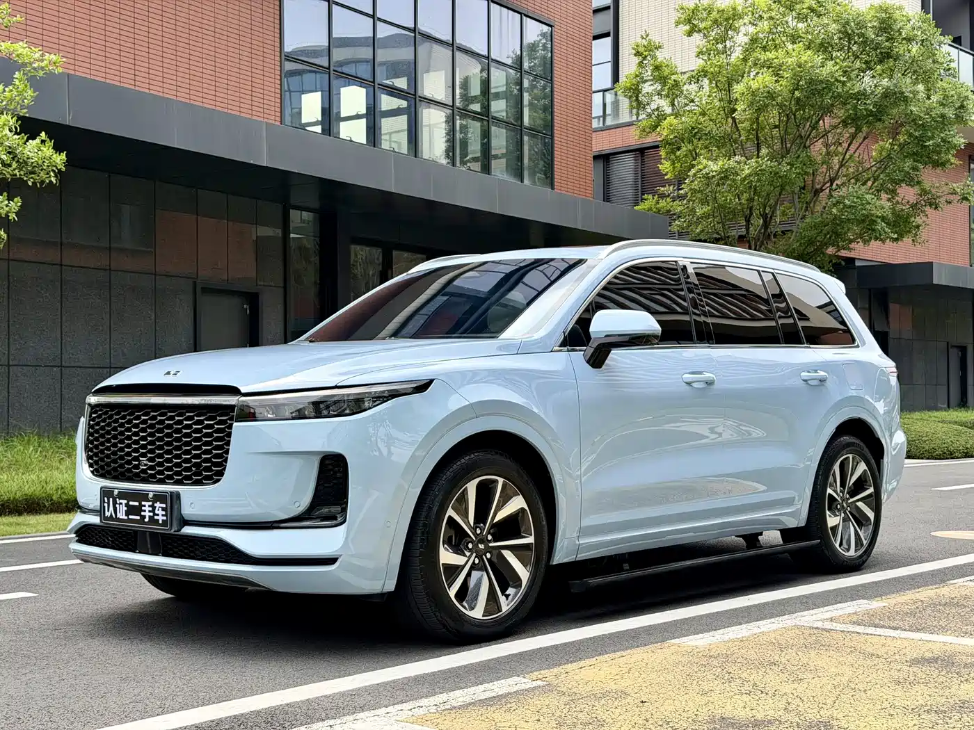 Li Auto Li ONE 2021 Extended Range 6-Seater