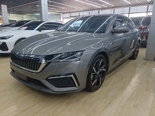 Škoda Octavia 2021 PRO TSI280 DSG Luxury Edition
