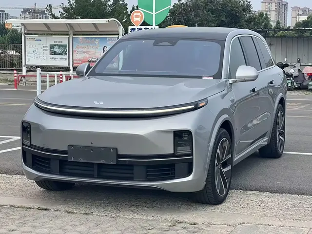 Li Auto Li L8 2024 Pro