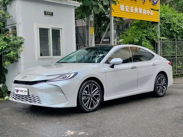 Toyota Camry 2026 Hybrid 2.0HG Premium Edition