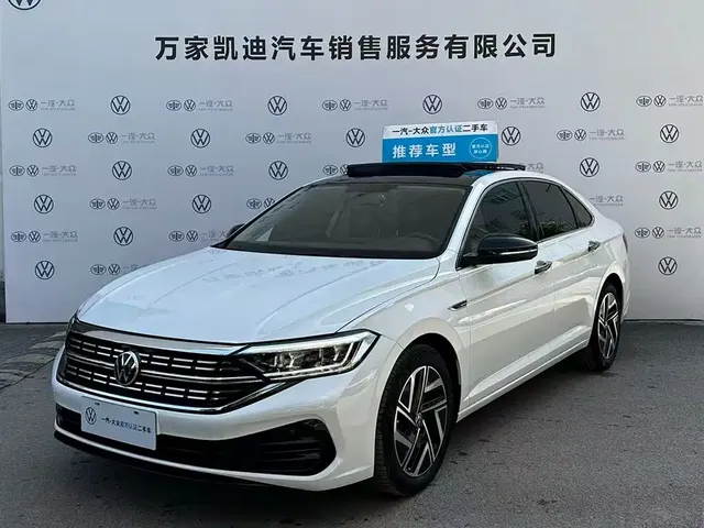 Volkswagen Sagitar 2023 300TSI DSG Surpassing Edition