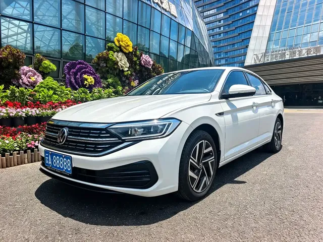 Volkswagen Sagitar 2023 Model Year 280TSI DSG Surpass Edition