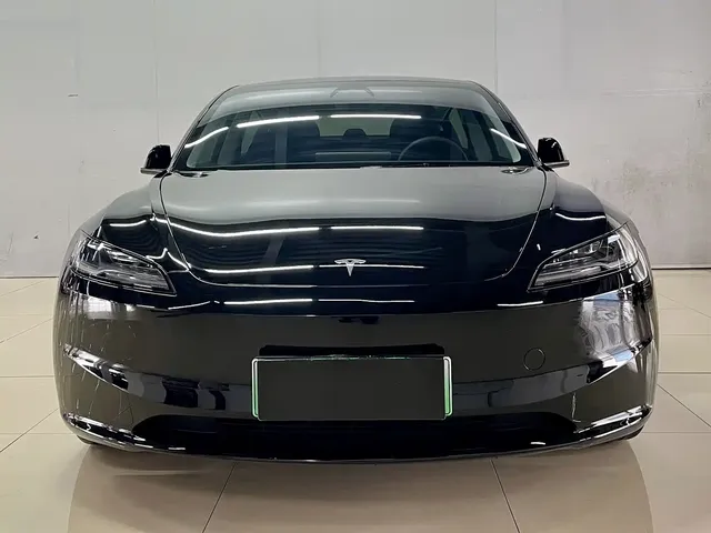 Tesla Model 3 2023 Long Range All-Wheel Drive