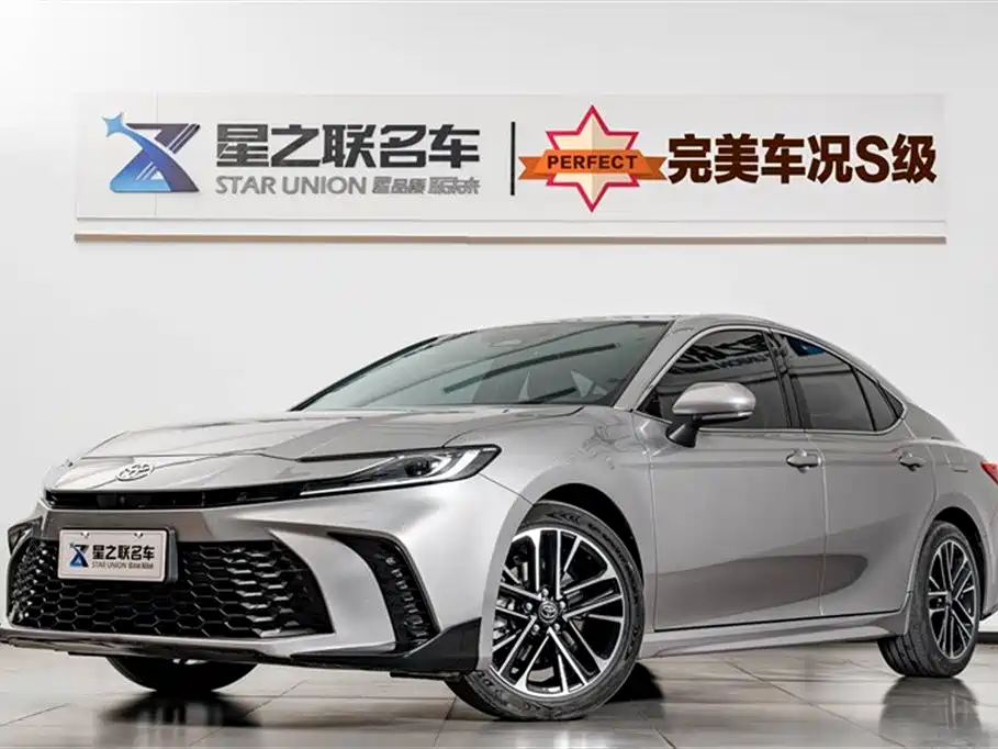 Toyota Camry 2026 Hybrid 2.0HSE Sport Lite Edition
