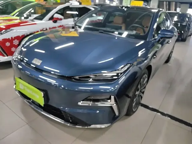 Geely Galaxy Xingyao 8 2025 130km EM-P Starship Edition