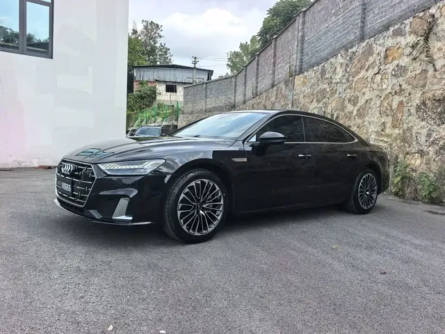 Audi A7L 2025 Model Year 45 TFSI Luxury