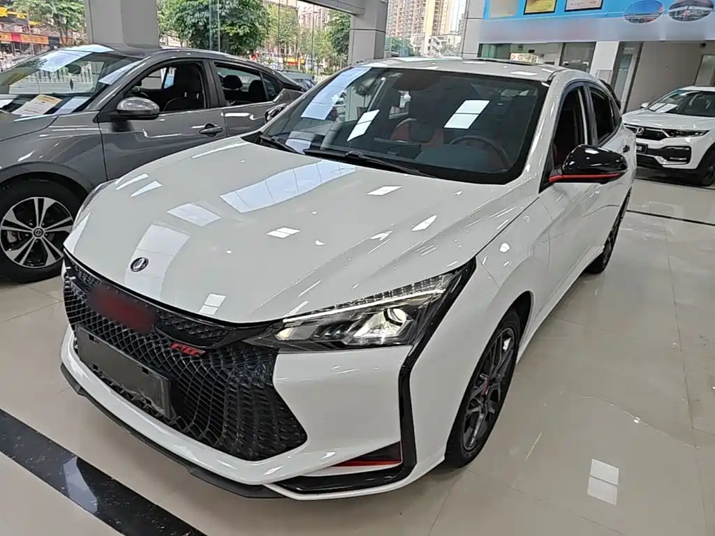 Dongfeng Aeolus Yixuan 2022 230T Auto Light-Chasing Knight Edition