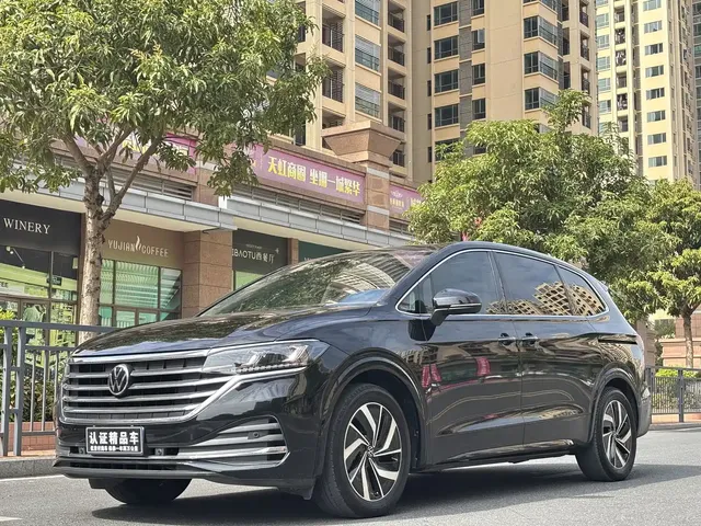 Volkswagen Viloran 2020 330TSI Luxury Edition