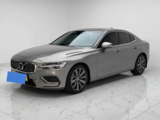 Volvo S60 2022 B4 Smart Vision Luxury Edition