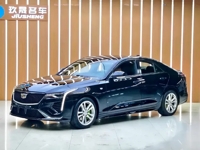 Cadillac CT4 2022 28T Fashion Style