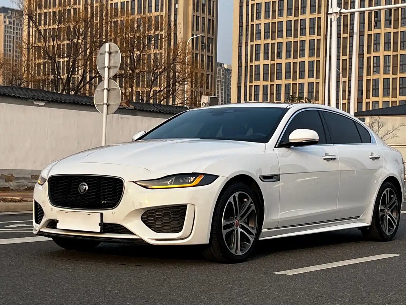Jaguar XEL 2021 2.0T 250PS R-DYNAMIC S Progressive Sport Edition