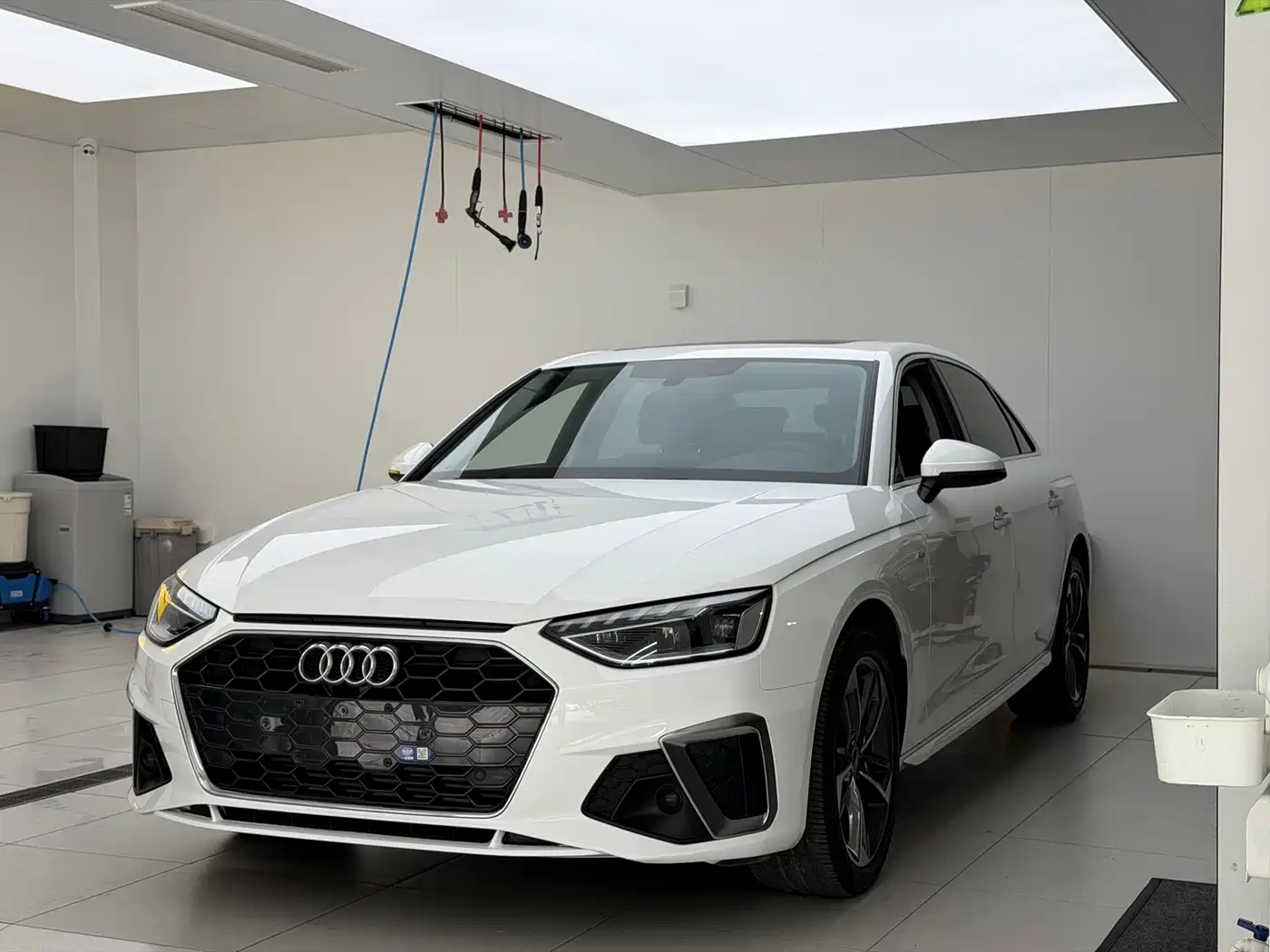 Audi A4L 2022 40 TFSI Fashion Dynamic