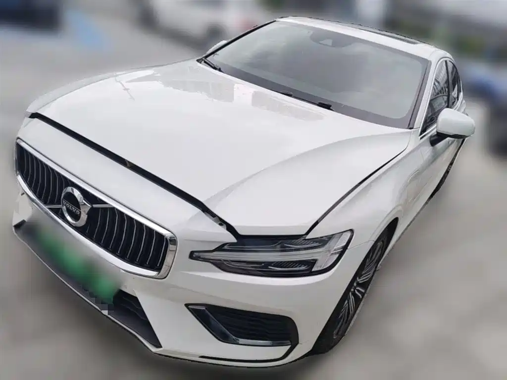 Volvo S60 Plug-in Hybrid 2022 T8 E-AWD Hybrid Intelligent Luxury Edition