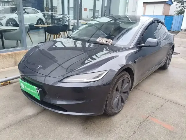 Tesla Model 3 2023 Rear-Wheel Drive