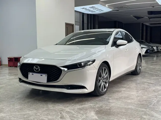 Mazda 3 Axela 2023 2.0L Auto Zhiya