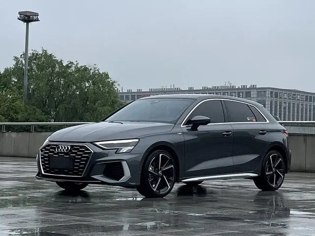 Audi A3 2021 Sportback 35 TFSI Fashion Sport
