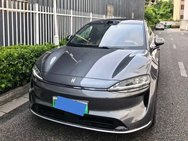 Zhijie Luxeed R7 2026 Range Extender Ultra
