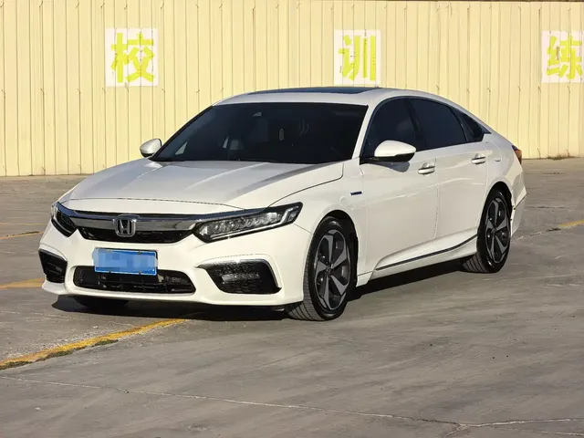 Honda Inspire 2019 Sharp Hybrid 2.0L Pure Fashion China VI