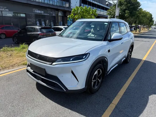 BYD Yuan UP 2025 Smart Drive Edition 401KM Surpassing Type