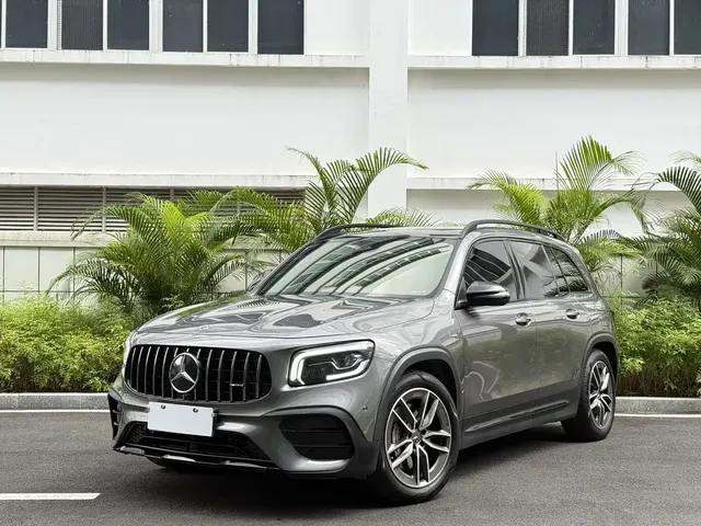 Mercedes-Benz GLB AMG 2021 AMG GLB 35 4MATIC