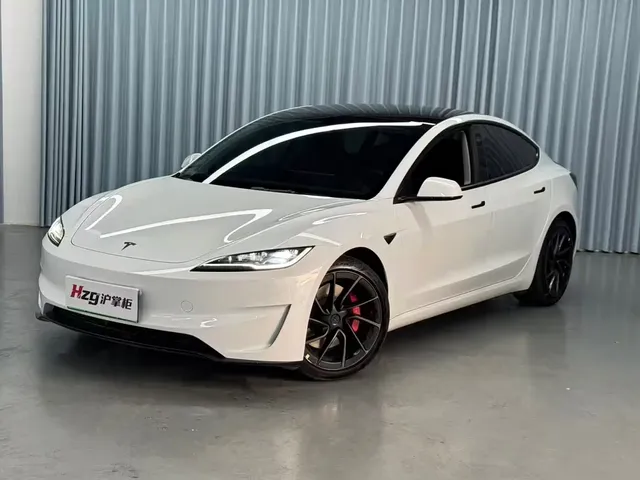 Tesla Model 3 2025 High-Performance All-Wheel Drive Edition