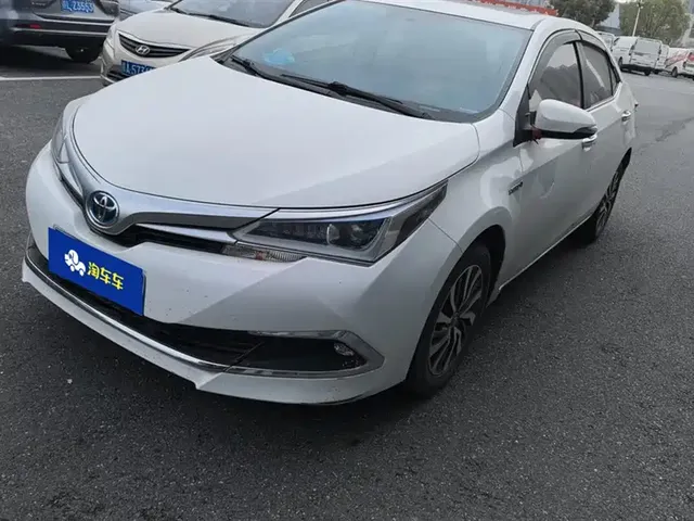 Toyota Corolla 2017 Facelift Hybrid 1.8L E-CVT Leading Edition