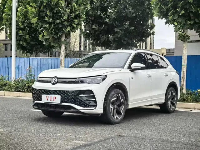 Volkswagen Tiguan L 2025 PRO 380TSI 4WD R-Line Smart Leader Edition